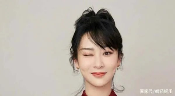 杨紫主动晒与肖战亲密合照,是不是在官宣恋情呢?