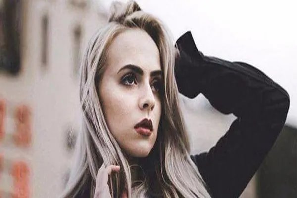十大翻唱女歌手排行榜 原来一直循环播放的歌曲是翻唱歌曲