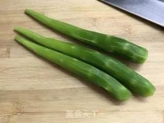 凉拌莴笋