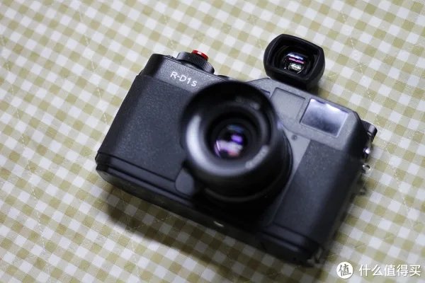 全球首款数码旁轴相机:EPSON 爱普生 R-D1s