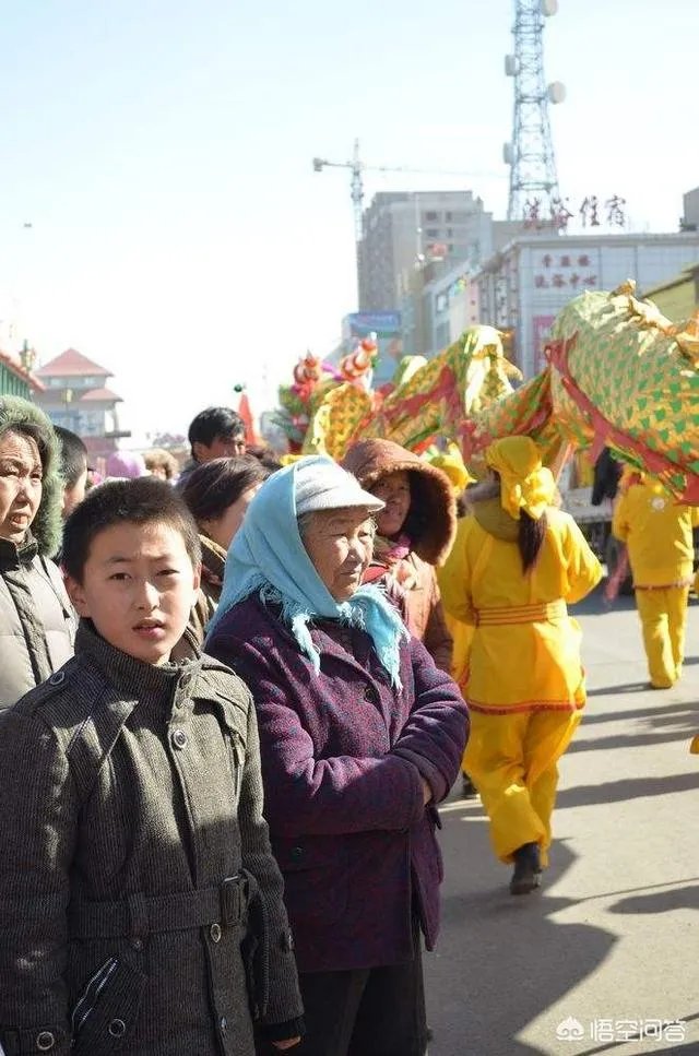 #元宵对联#上联:元宵佳节大观灯,请才子佳人对?