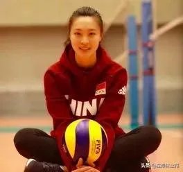 中国女排的惠若琪和日本女排的木村纱织,谁才是最漂亮的“女排队花”?你怎么看?