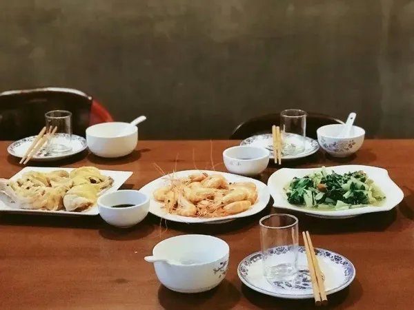 关于中疾控建议外出就餐不超过两小时一事，你有何看法？