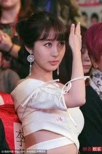 李菲儿是谁?为何近日频频上热搜?