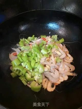 炒河虾