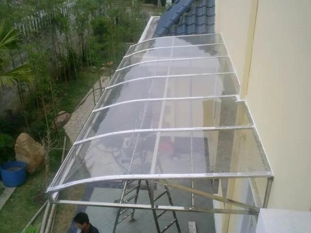 雨棚怎么收缩