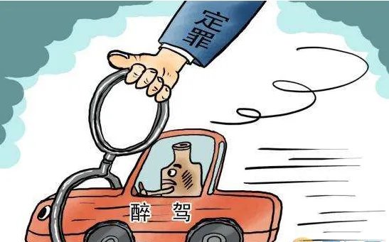 如何看待酒驾逃逸父亲举报这件事?