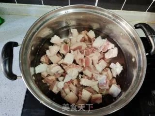 牛腩炖萝卜