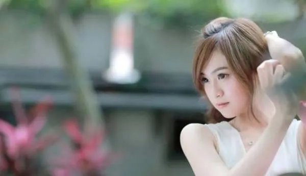 一般女人出轨是为了什么