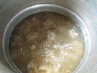 黄豆排骨汤