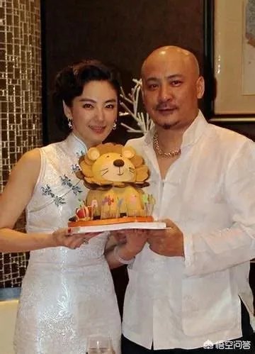张雨绮再度公布离婚消息,她和袁巴元结婚了多久?闪婚真的容易闪离吗?