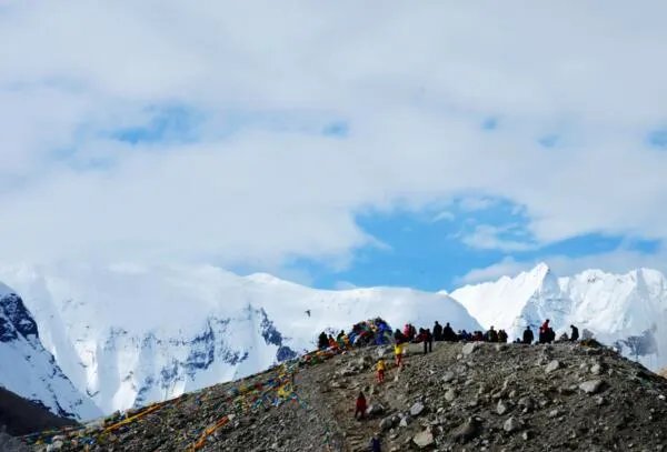 世界三大高峰,山上死尸无数(珠穆朗玛峰,乔戈里峰,干城章嘉峰)