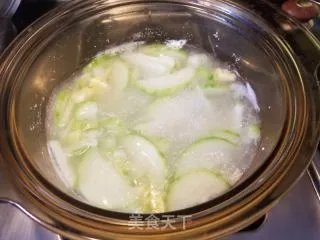 咸蛋节瓜汤
