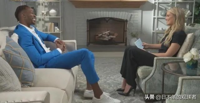 霍华德当年作势肘击科比,科比毫不退缩,他是毫无畏惧还是认为魔兽不敢肘击他?