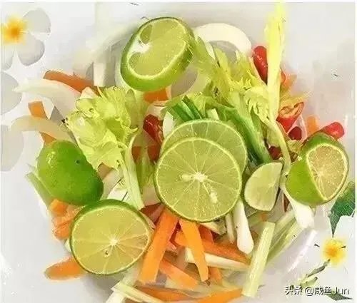 甜辣鸡爪的做法步骤图,甜辣鸡爪怎么做好吃?