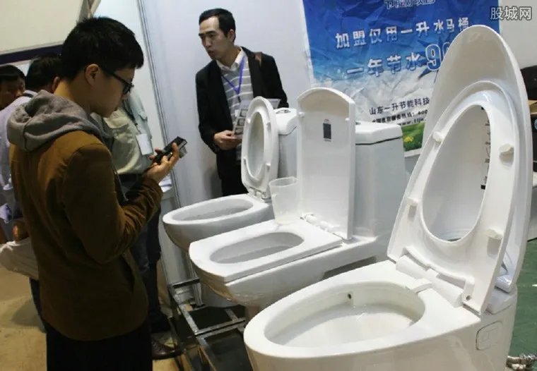 马桶盖多少钱 原来这就是抢马桶的原因！