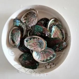 蒜蓉蒸鲍鱼