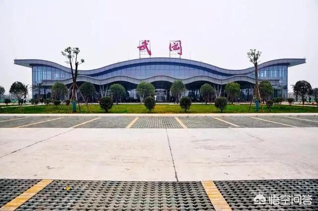 请问湖南武冈市怎么样,交通方不方便?