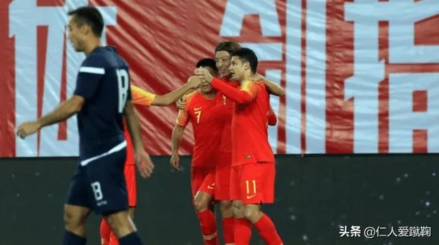恒大双锋落选!国足客战菲律宾23人大名单新出炉:仅剩下三位前锋,你怎么看?