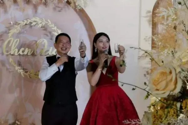 陈景河的前妻是如何去世的?