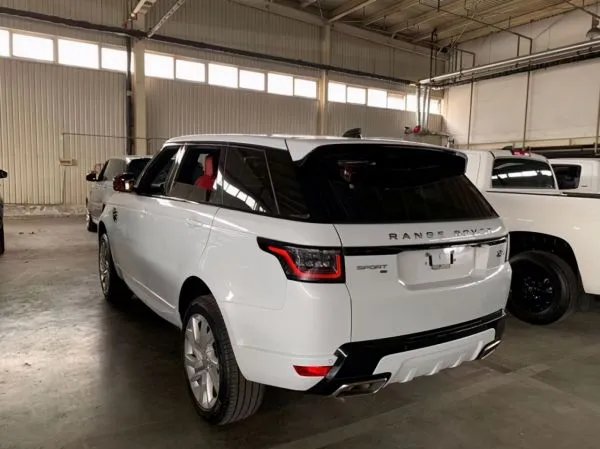 2020年11月底,路虎揽胜运动 价格趋势。