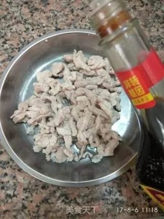 肉丝豆腐