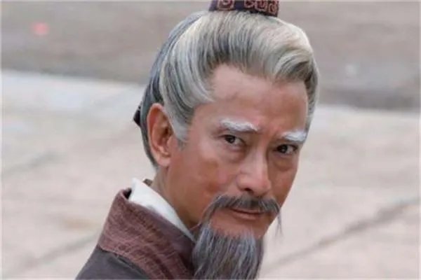水浒传里面卢俊义的武功是不是最高的？
