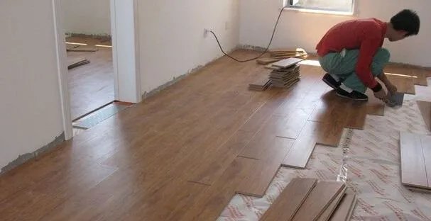 强化地板的安装流程 如何安装强化地板