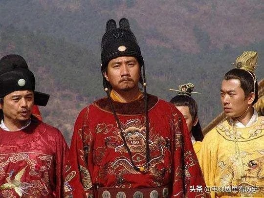 假如说古代时皇帝死了,无儿无女,但皇后怀孕了,还有八个月才生?