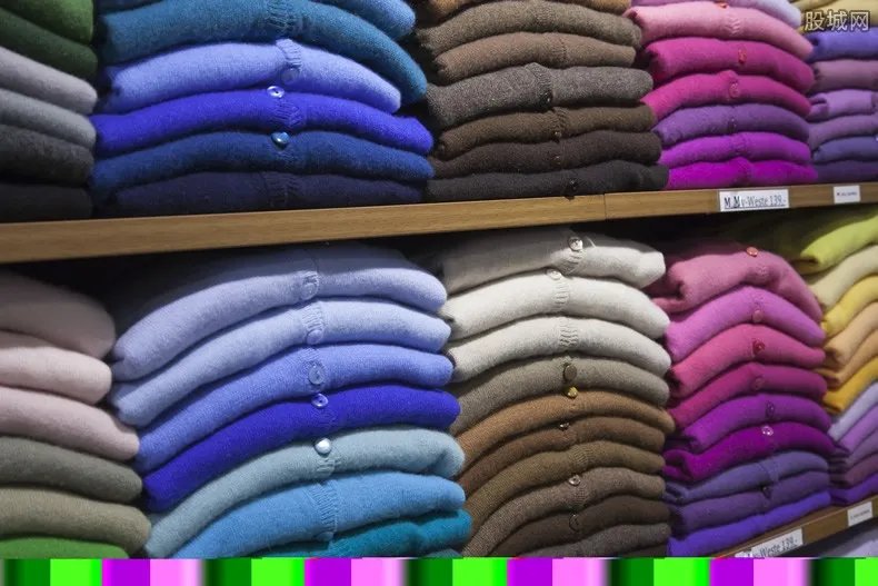 回收旧衣服一年赚200万 旧衣物回收价格表
