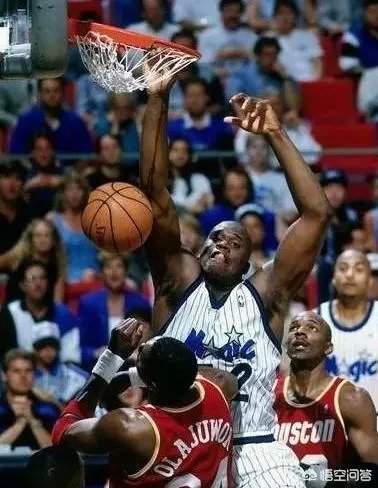 NBA扣篮最霸气的球星是奥尼尔吗?他的扣篮有人能防住吗?
