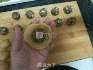 五仁馅月饼