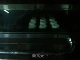 蛤蟆吐蜜
