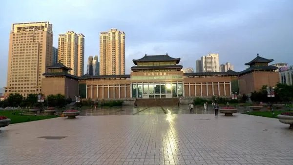 青海省省会是哪个城市