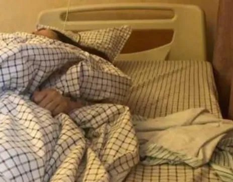 女生为何会去隆胸而错过高考？