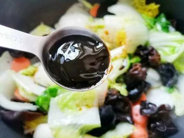 白菜炖豆腐怎样做才好吃?有什么小窍门?