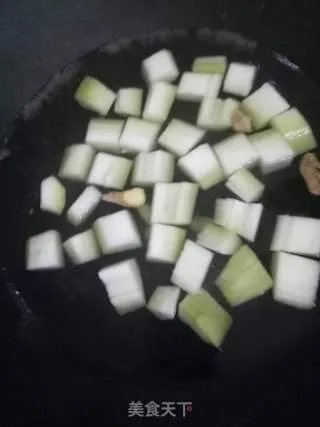 节瓜瘦肉汤