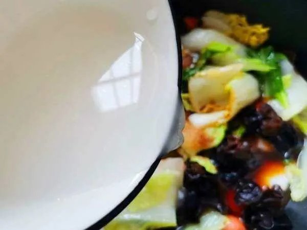 白菜炖豆腐怎样做才好吃?有什么小窍门?