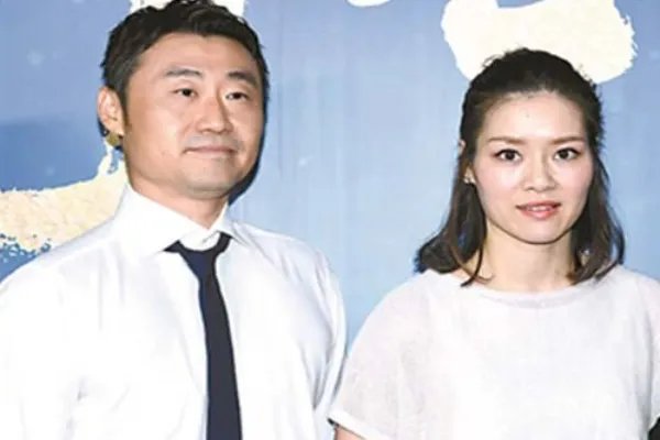 姜山是怎么爱李娜的?