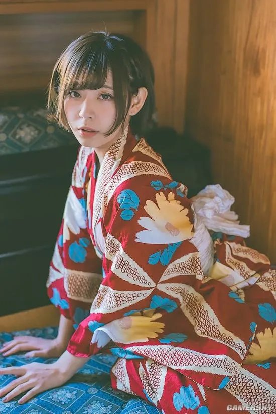 可爱大胆的童颜樱花妹 白皙嫩妹小日向结衣