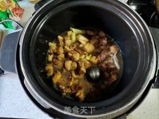 牛腩炖萝卜