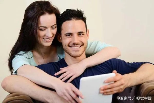 离婚后的女人,会走得有多艰难呢?