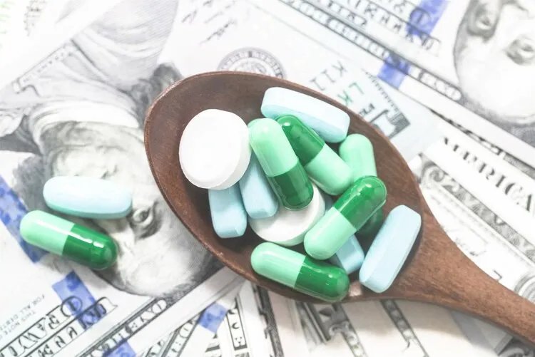 你吃过这种西药吗?毒性太大已淘汰,家里有的直接扔掉