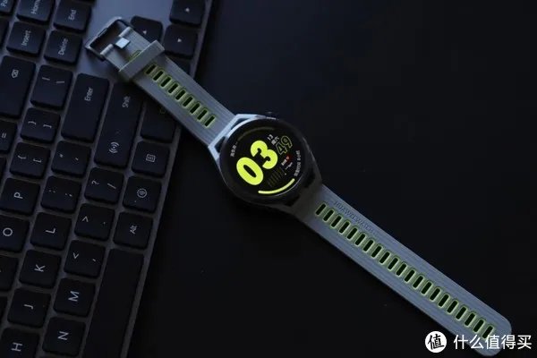 华为WATCH GT Runner评测:华为首款专业跑表,有了它我更爱跑步了