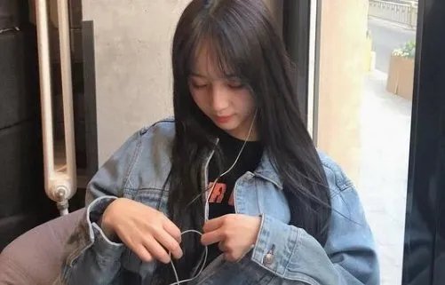 为什么说吴亦凡否认和秦牛正威的恋情是一次非常糟糕的公关？