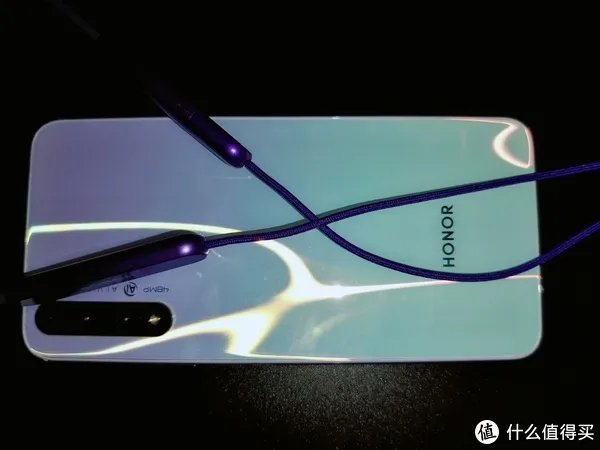 李现同款“荣耀xSport PRO蓝牙耳机”上手,这也忒好看了吧!
