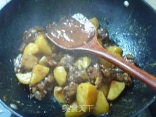 土豆烧排骨