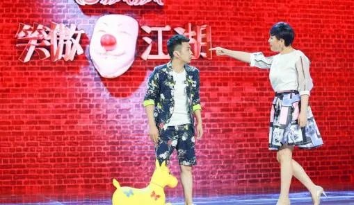 到底该怎么评价周云鹏的喜剧?