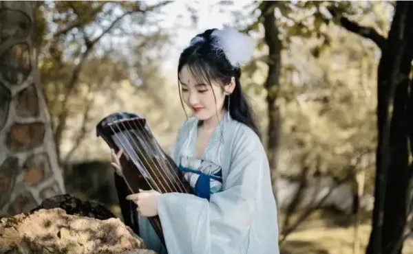 枯木逢春犹再发下一句是什么?