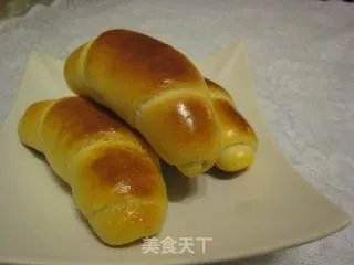 奶香面包——电动打蛋器和面、烤箱发酵法
